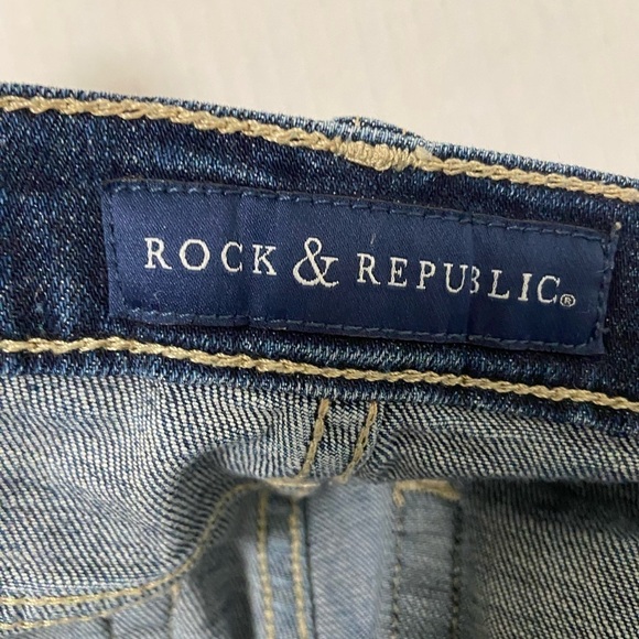 RRR Republic jeans shorts women’s size 12 distressed - Picture 6 of 7